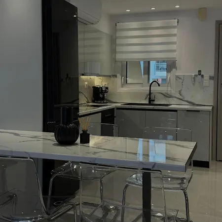 Opera A2 Apartman *